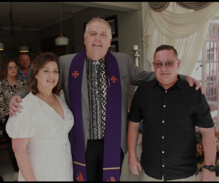 Wedding ceremony by Dr. Gerrit Rademeyer in St Lucia