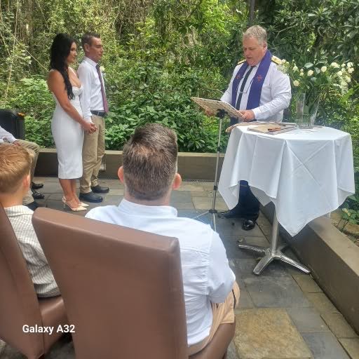 Wedding ceremony by Dr. Gerrit Rademeyer in St Lucia