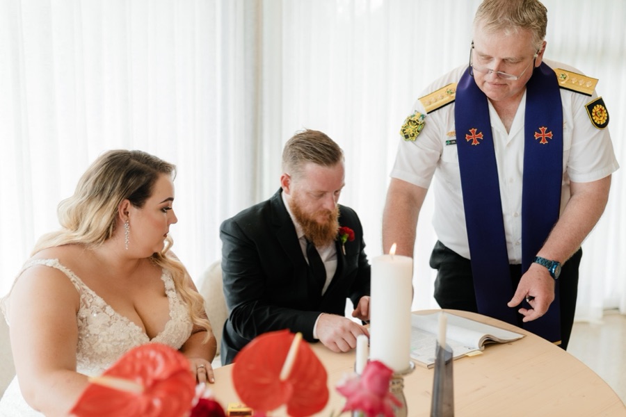 Wedding ceremony by Dr. Gerrit Rademeyer in St Lucia